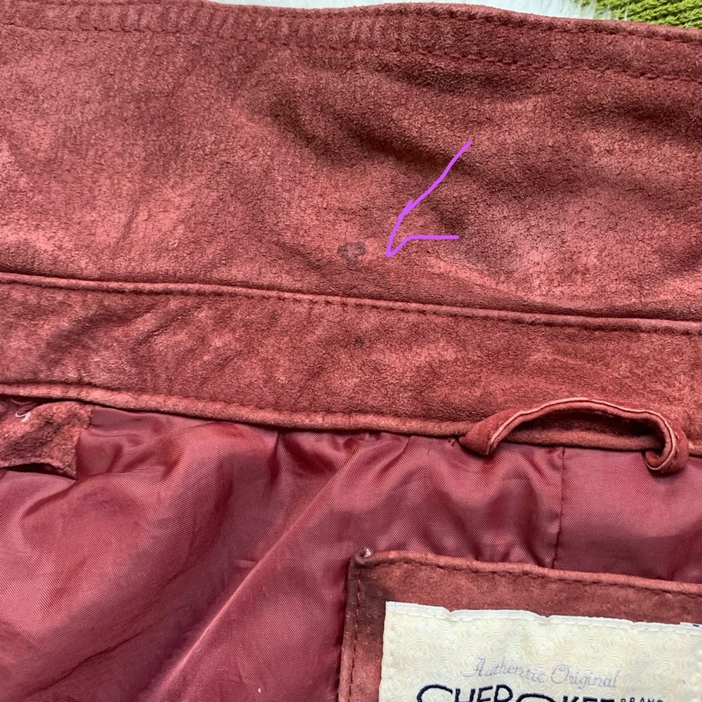 Maroon color suede jacket - Picture 5 of 8